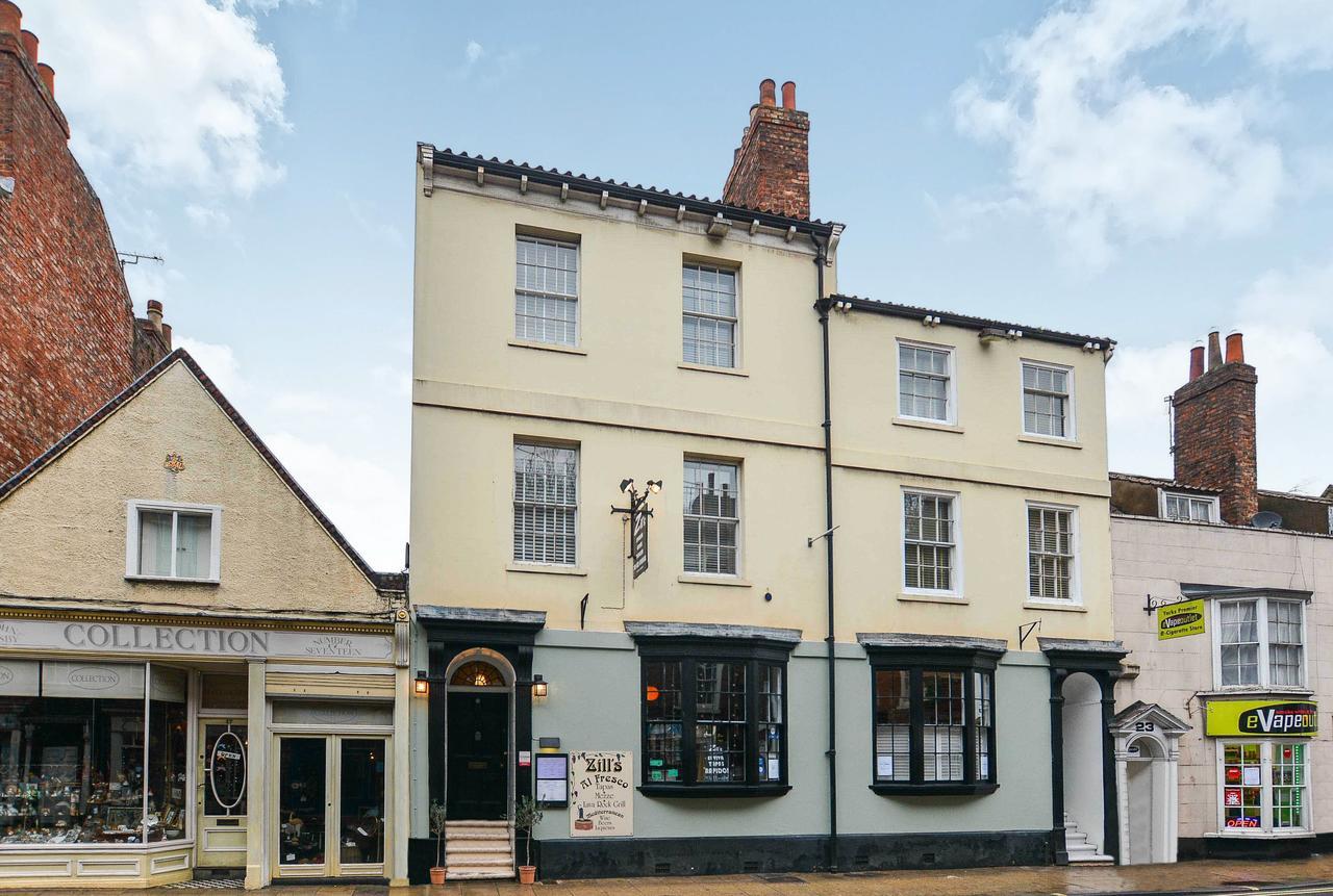 The Location- 1 Free Private Parking Space - 60 Second Walk 2 Minster! ヨーク エクステリア 写真